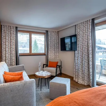 Hotell Das Zwolferhaus 4*