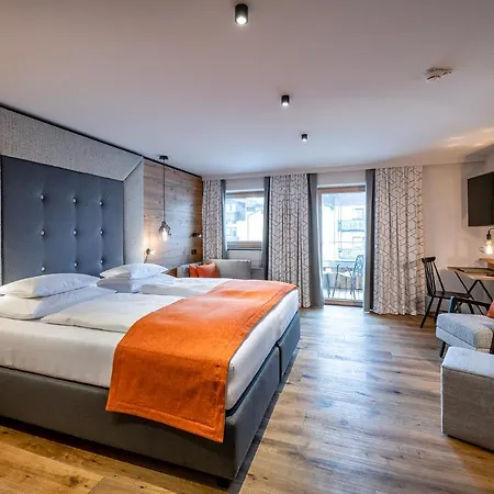 Hotel Zwoelferhaus